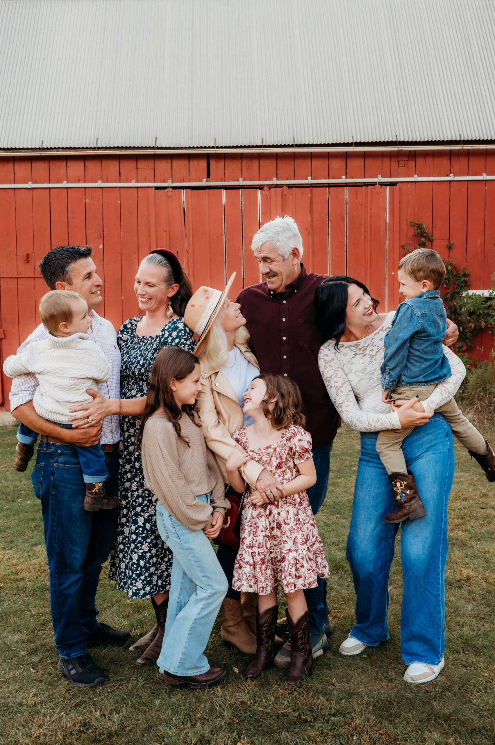 Heritage Park, Farmington Hills MI Full Family Generational Legacy Photo Session